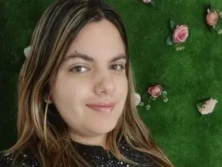 Streamate Private Sex Chat of HugeTitties