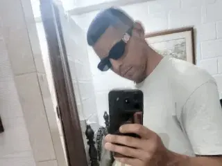 Streamate Watch Live Sex Cams of Cris_Lacobra