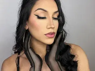 Streamate Live Sex Cam of ChristinaDiorsexxx