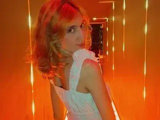 Streamate Adult Webcam of LovelyAliice