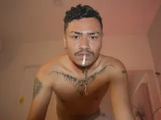 Streamate Free Porn Cam of Mr_Alexandriu