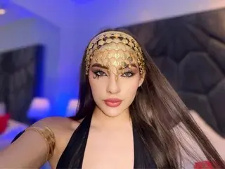 Streamate Watch Live Sex Cams of Greta_Petite