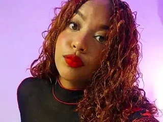 Streamate Sex Cam of Lynn_Cute