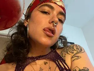 Streamate Live Porn of Velvette_Peach