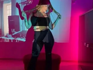 Streamate Best live sex cam show of Xrenatablu