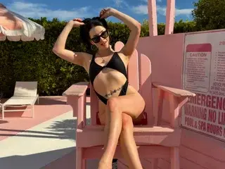 Streamate Free Live Porn of Lust4Liza