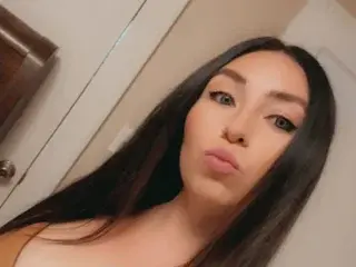 Streamate Adult Webcams of MilfyLucy91