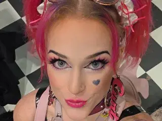 Streamate Adult Video Chat of HarleyLockhart
