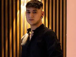 Streamate Live Sex Cam of MarkLaurens