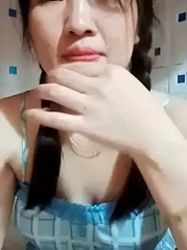 Stripchat Free Live Porn of Kee2000