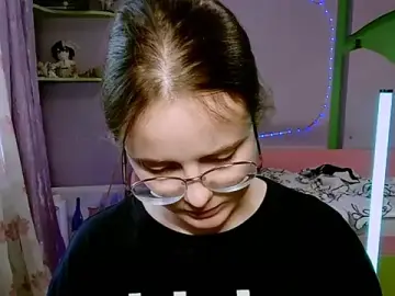 Stripchat Sex Cam of RoseLyyn