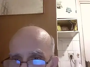 Stripchat Free Porn Cam of mariusica1@xh