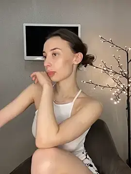Stripchat Free Live Porn of Polli_Kiss