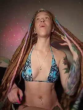 Stripchat Live Porn of LucidLucy