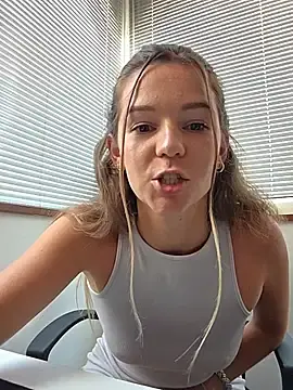 Stripchat Adult Webcam of lucie_mehott