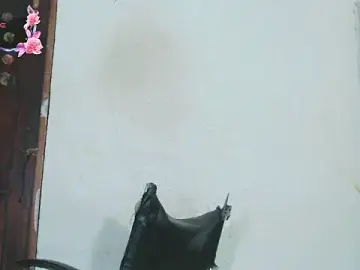 Stripchat Watch Live Sex Cams of x_miila_x