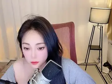Stripchat Free Porn Cam of Daisy-77