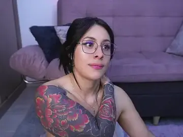 Stripchat Nude Webcam of SophiieCumsx