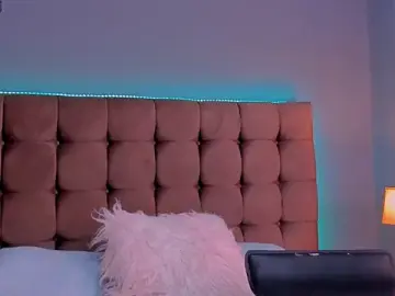 Stripchat Watch Live Sex Cams of Veronica_Black18