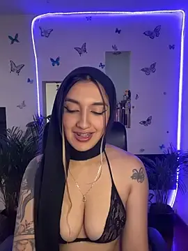 Stripchat Watch Live Sex Cams of Lia-mitch