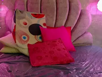 Stripchat Watch Live Sex Cams of Bella-Sanders