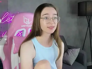 Stripchat Free Porn Cam of Lucy_Green