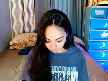 Stripchat Watch Live Sex Cams of SweetLilly_18