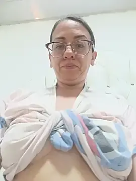 Stripchat Free Live Porn of miss_hanna07