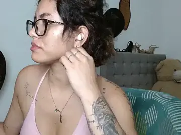Stripchat Adult Webcams of Sexy_Lia_