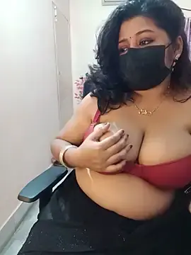Stripchat Live Sex Cam of Lovely-Lina7