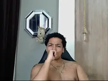 Stripchat Free Porn Cam of black_king_241