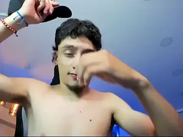 Stripchat Watch Live Sex Cams of enzo_marblisky