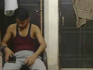 Stripchat Live Porn of Stubborndesiboy