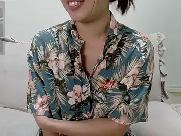 Stripchat Live Sex of SUZU_