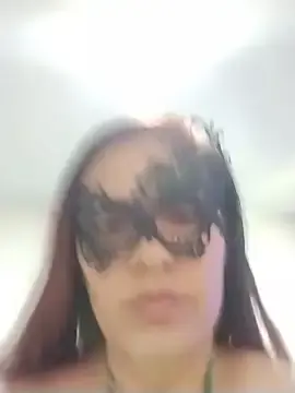 Stripchat Live Sex Cam of MiaKhaliFFa69