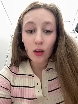 Stripchat Live Sex of FroggyAnna