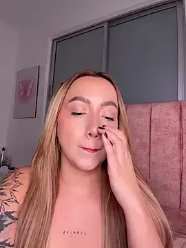Stripchat Nude Webcam of Rebe_