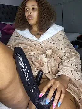 Stripchat Free Porn Cam of Drippincaty