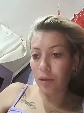 Stripchat Sex Cam of Tefannyy_