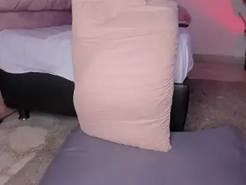 Stripchat Adult Webcam of Secret_chells