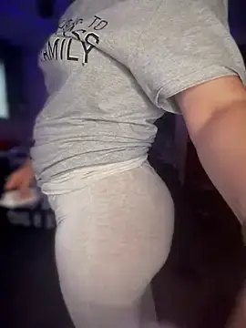 Stripchat Live Sex of Jennybootyjones