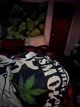 Stripchat Sex Cam of Jennybootyjones