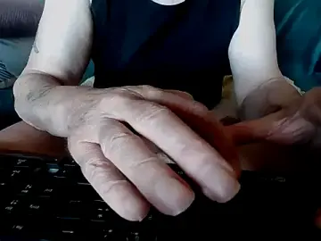 Stripchat Sex Cam of bodo1957