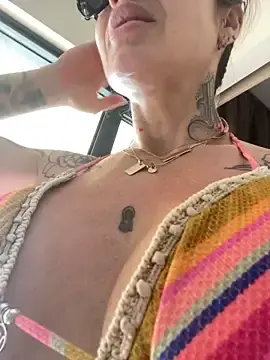 Stripchat Best Webcam of Etwas_neugierig