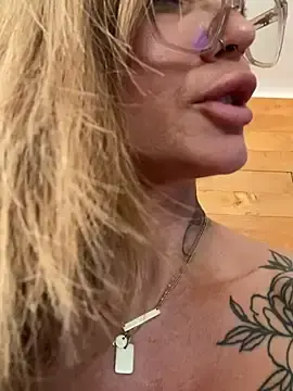 Stripchat Live Porn of Etwas_neugierig