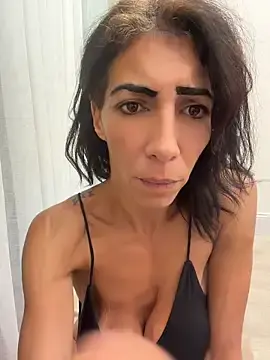 Stripchat Free Live Porn of Yasmiinee