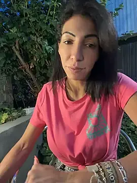 Stripchat Adult Video Chat of Yasmiinee