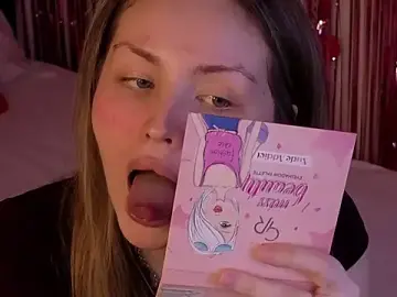 Stripchat Live Porn of Lora_Rosee