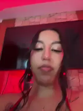 Stripchat Free Live Porn of Tamara_Roberts1