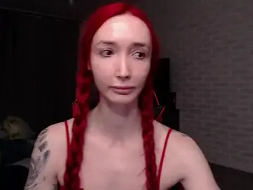 Stripchat Free Porn Cam of Roxy_Silver